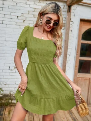 Vestido de manga farol de espalda abierta con lazo